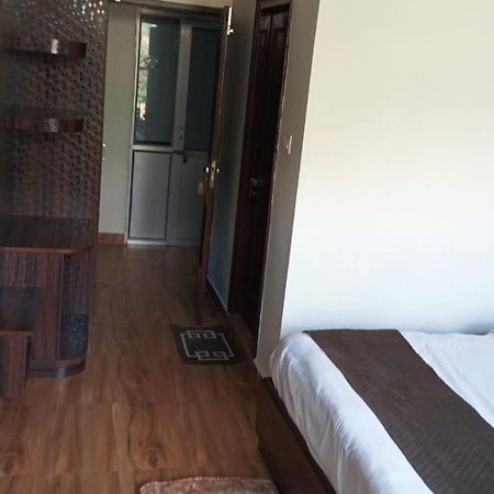Hotel Hillora Mcleodganj Мак-Леод-Гейндж Экстерьер фото