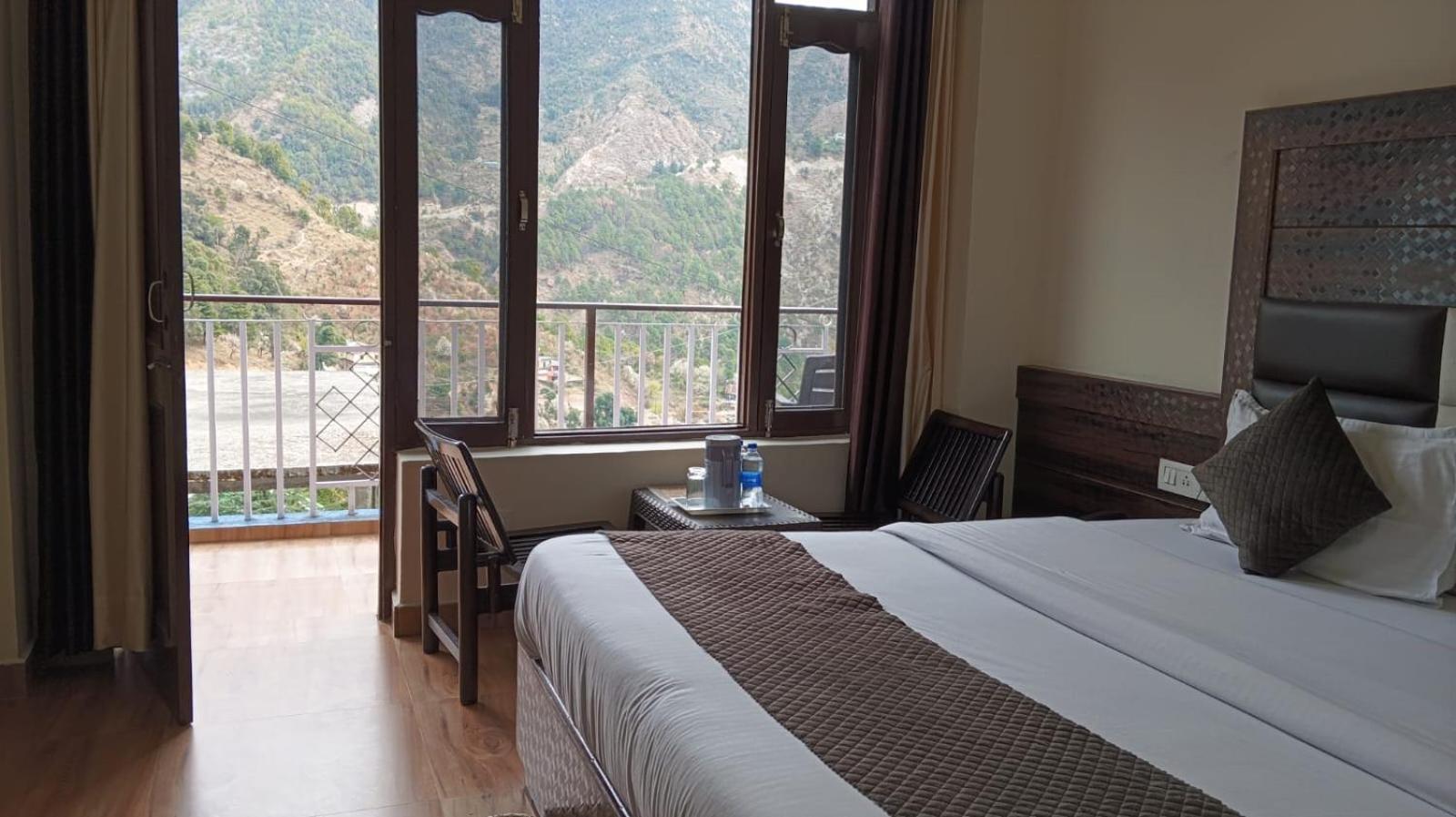Hotel Hillora Mcleodganj Мак-Леод-Гейндж Экстерьер фото